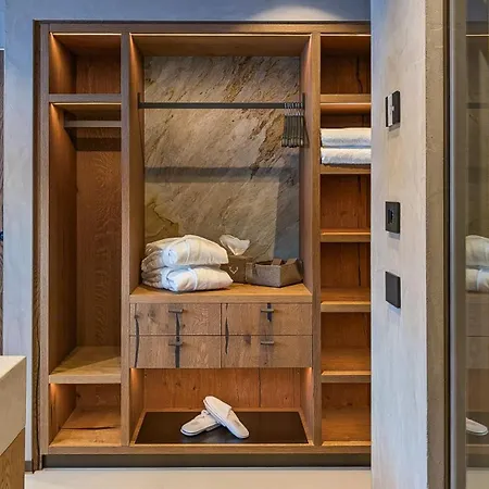 Mohe Boutique Hotel 4*